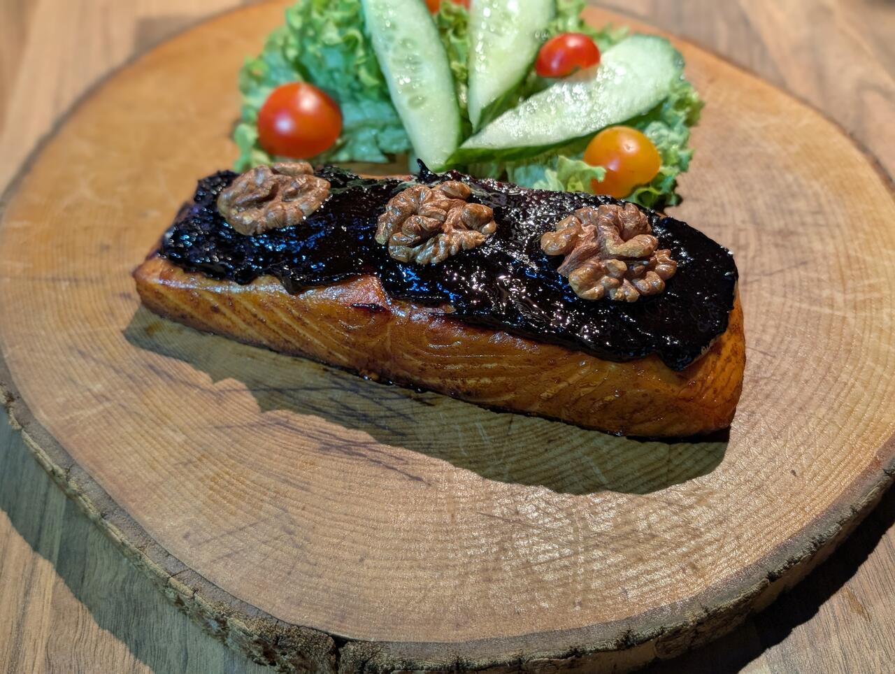 Lachsfilet Pflaume Wallnuss